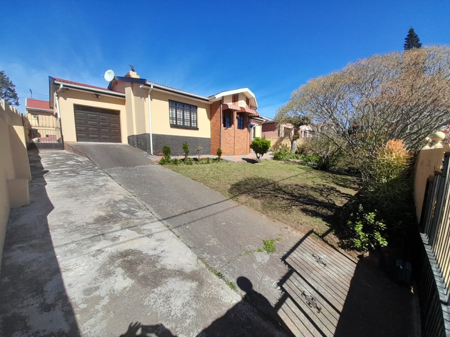 3 Bedroom Property for Sale in Mdantsane Nu 17 Eastern Cape